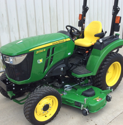 John Deere 2032r Specs Overview